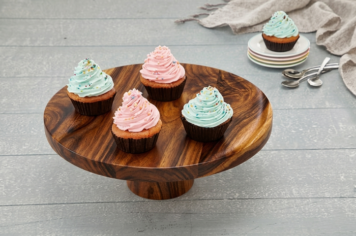 Low-profile cake stand (cylinder base) | Celia