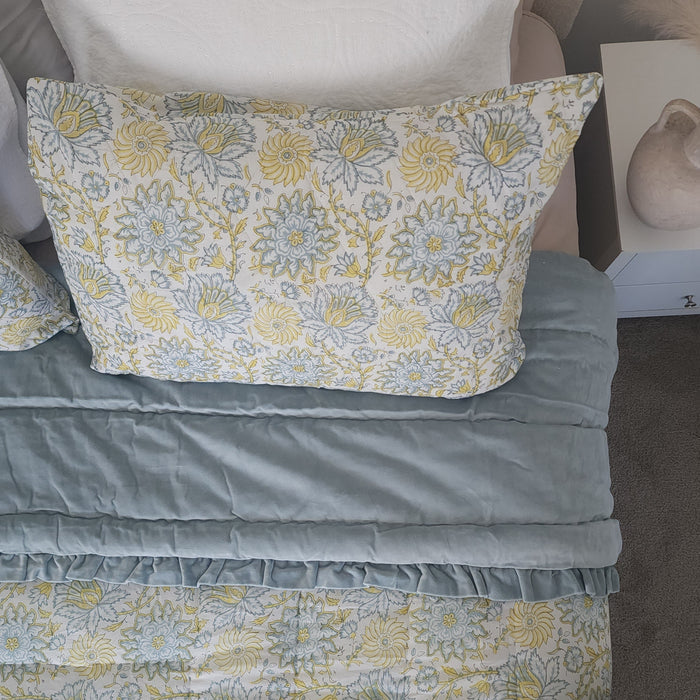 Noosa Handmade Velvet